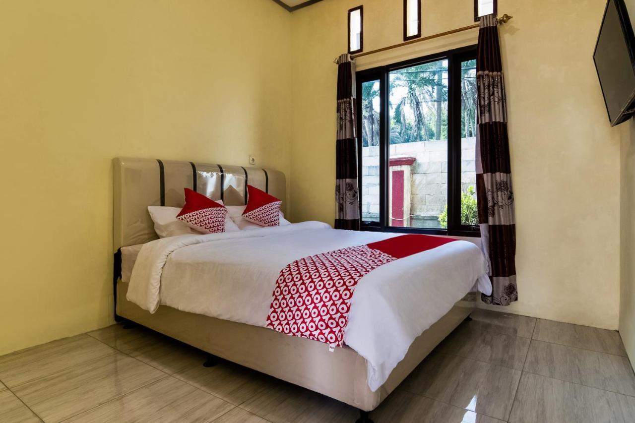 Oyo 3050 Hotasi Seaview Syariah Hotel Anyer Exterior foto