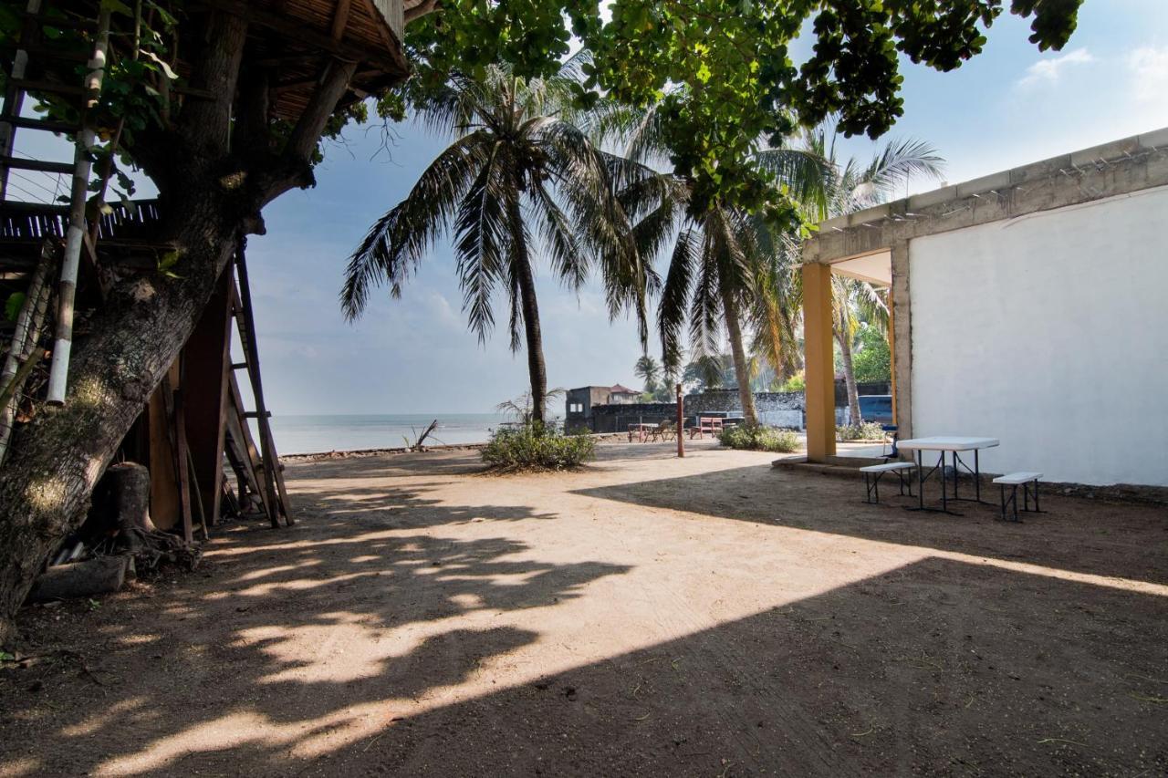 Oyo 3050 Hotasi Seaview Syariah Hotel Anyer Exterior foto