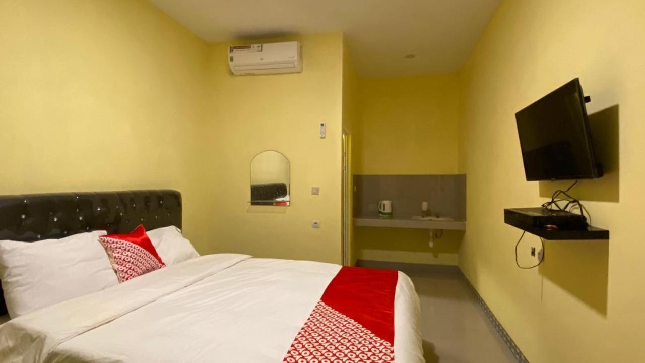 Oyo 3050 Hotasi Seaview Syariah Hotel Anyer Exterior foto