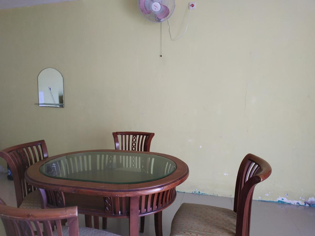 Oyo 3050 Hotasi Seaview Syariah Hotel Anyer Exterior foto
