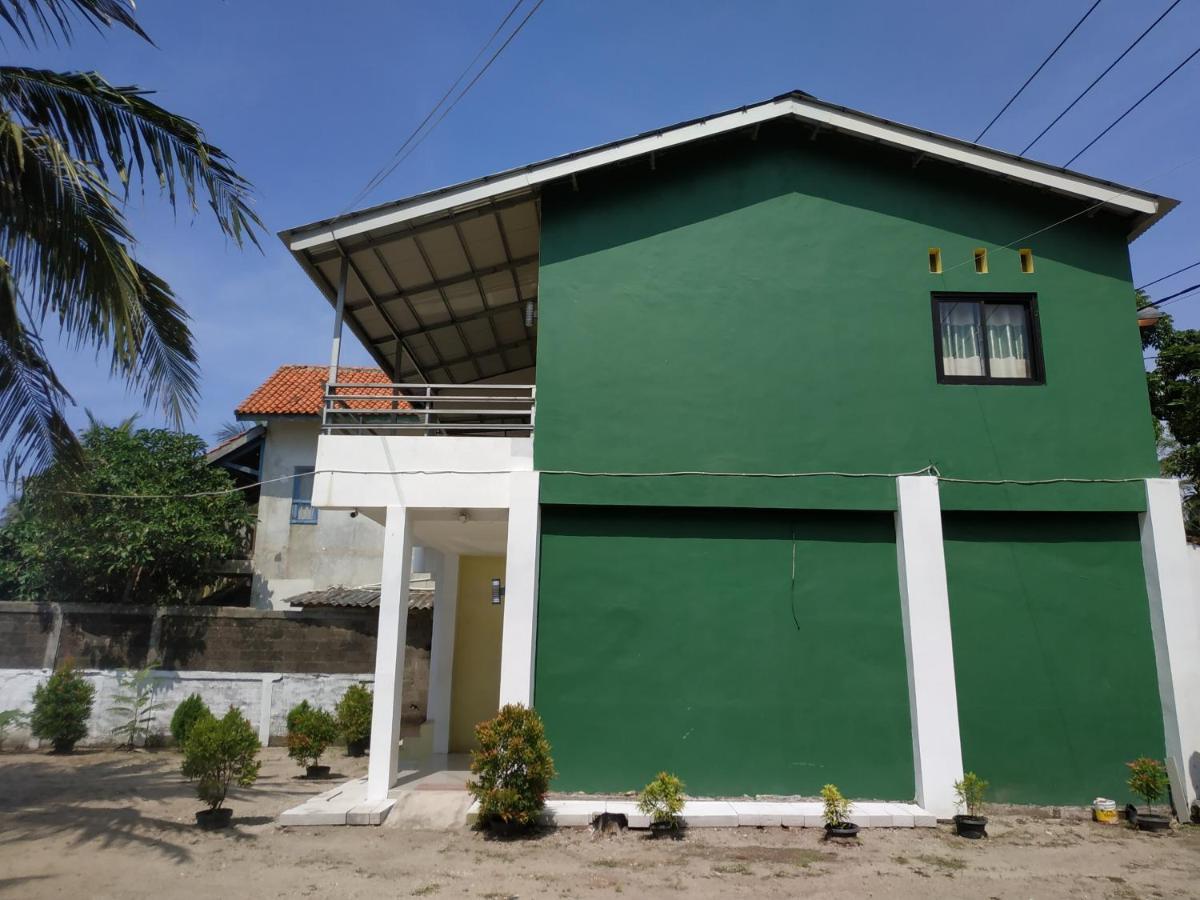 Oyo 3050 Hotasi Seaview Syariah Hotel Anyer Exterior foto